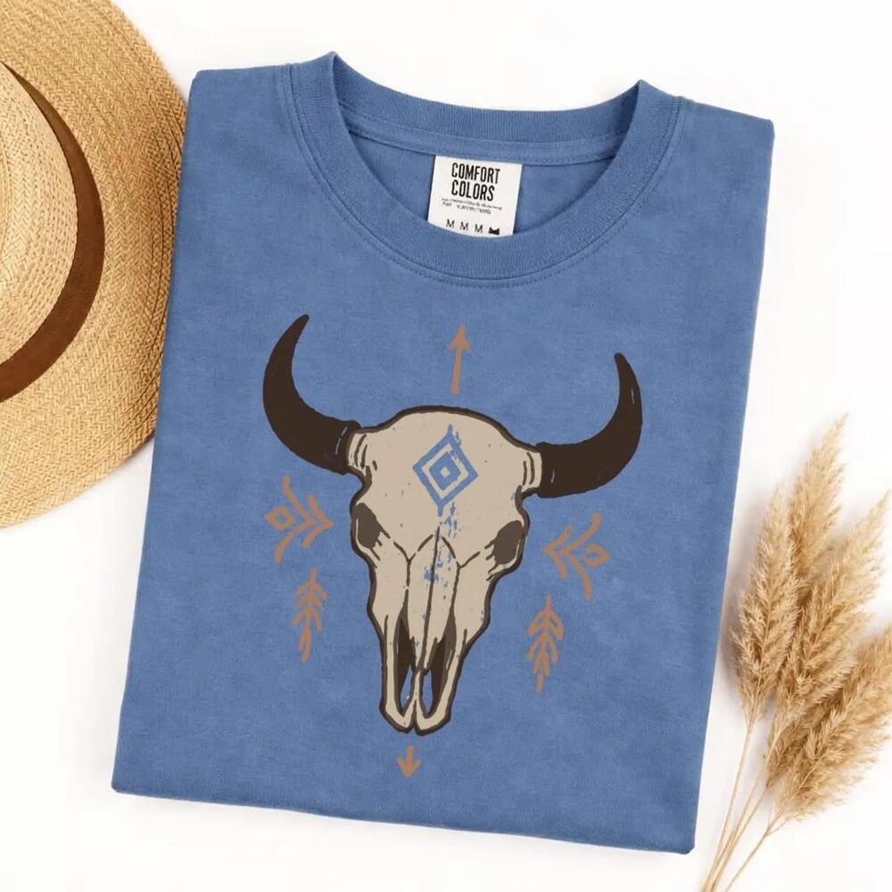S Bull Skull Graphic Tee, Western Boho Cowgirl Shirt, Desert